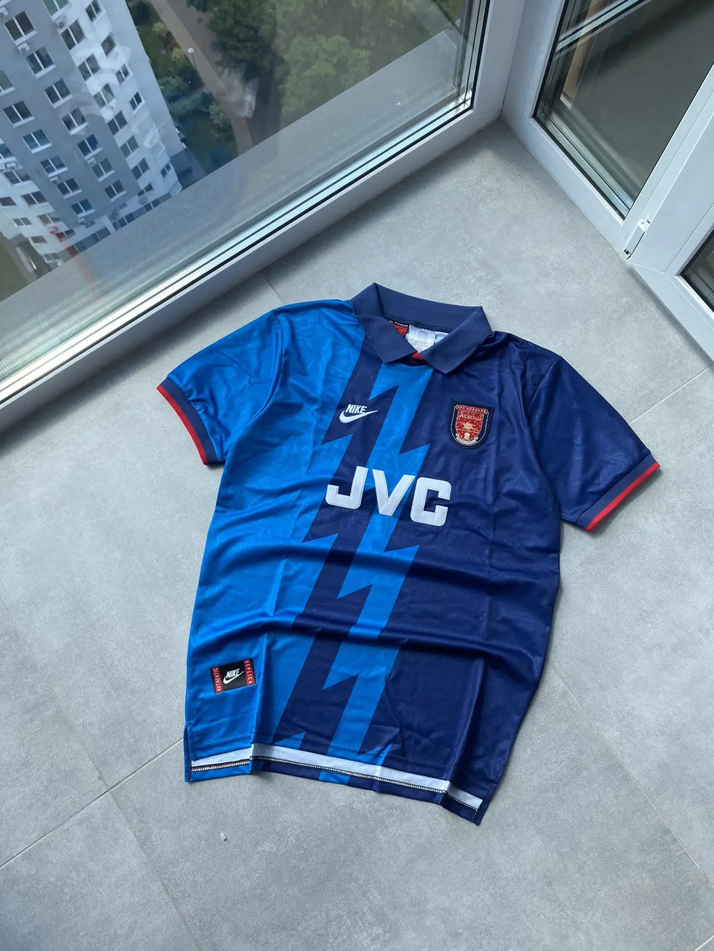 MAILLOT CLASSIQUE GUNNERS AWAY 1995-96
