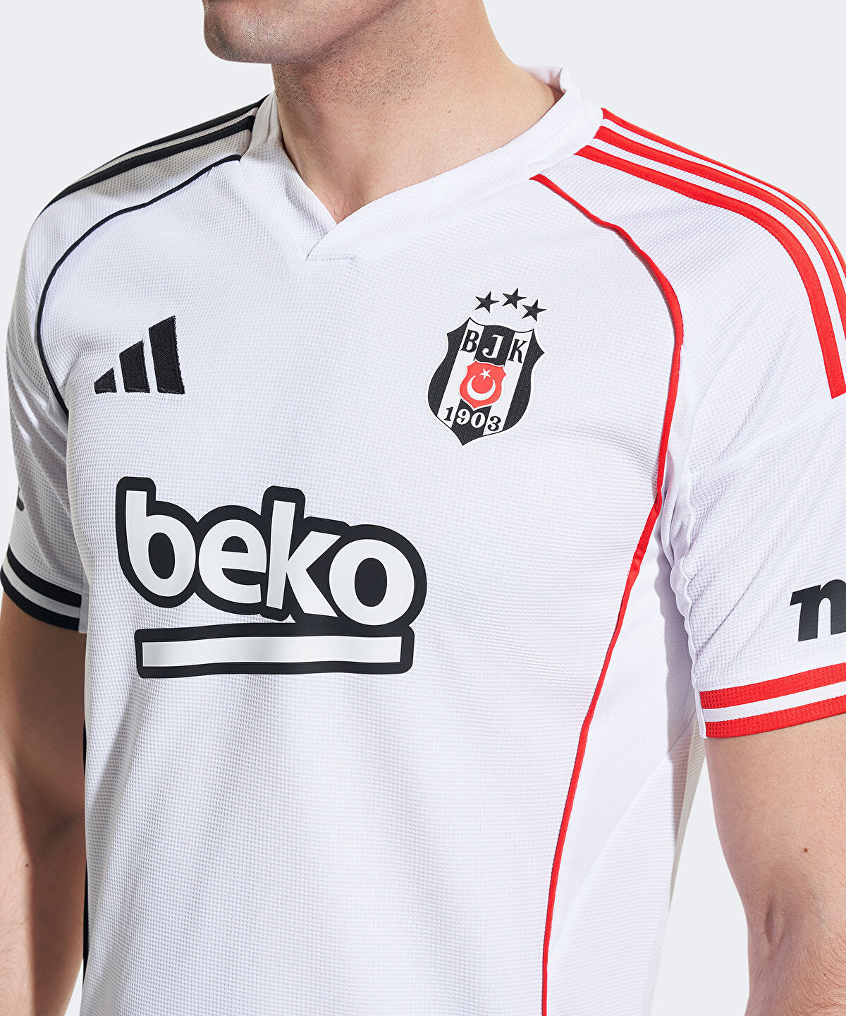 Maillot domicile de Besiktas 2025/26