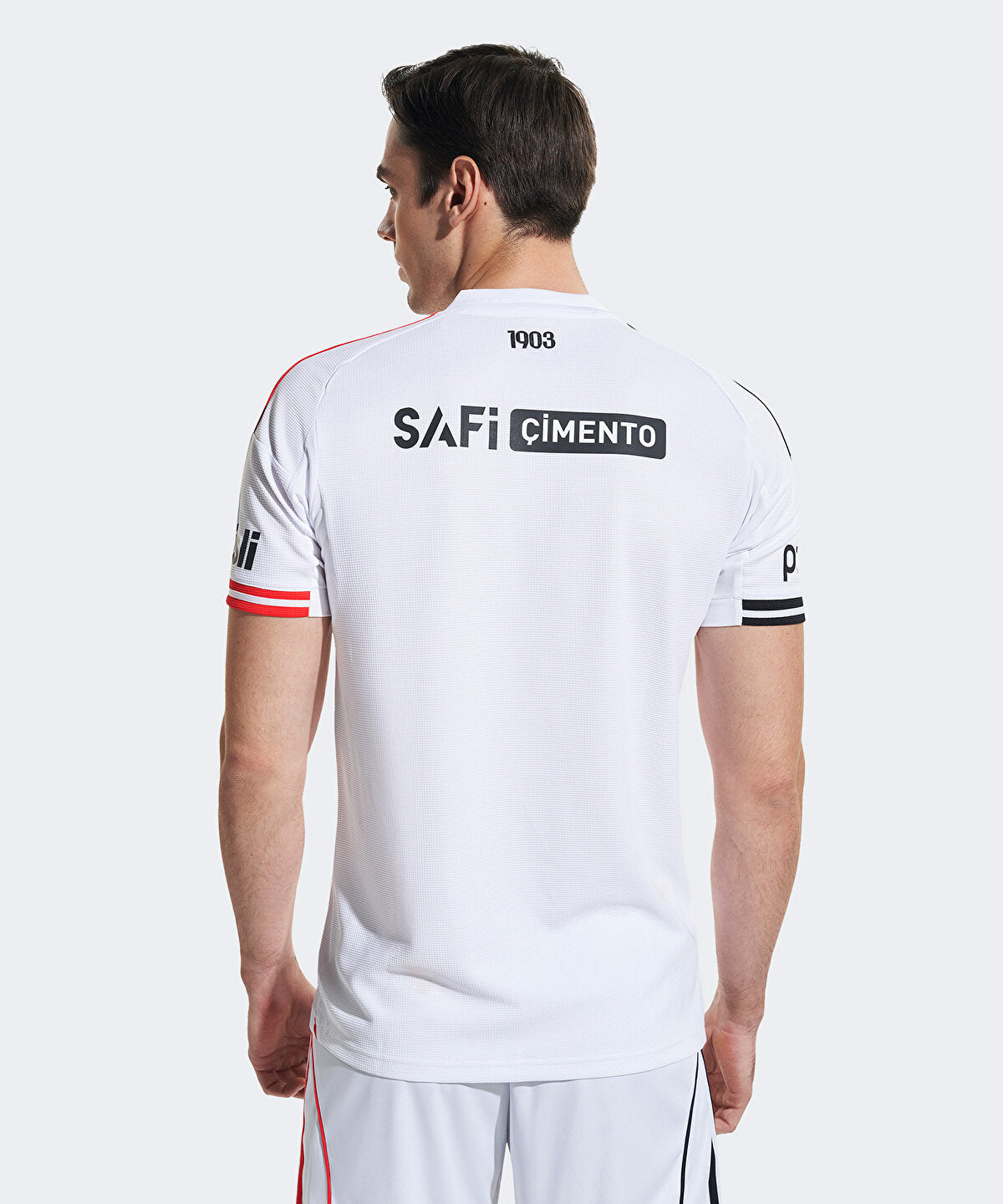 Maillot domicile de Besiktas 2025/26