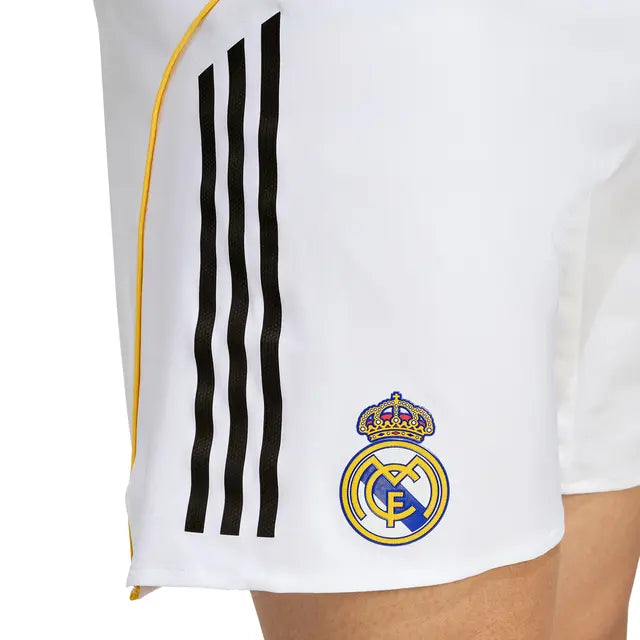 Real Madrid Home Player Version Short 2025/26