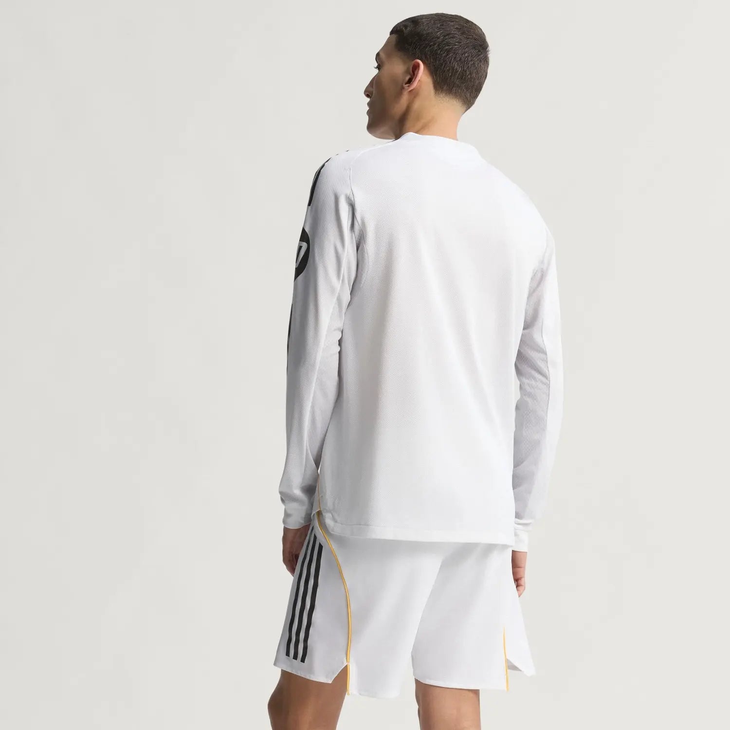 Real Madrid Home Player Version Long Sleeve Jersey 2025/26