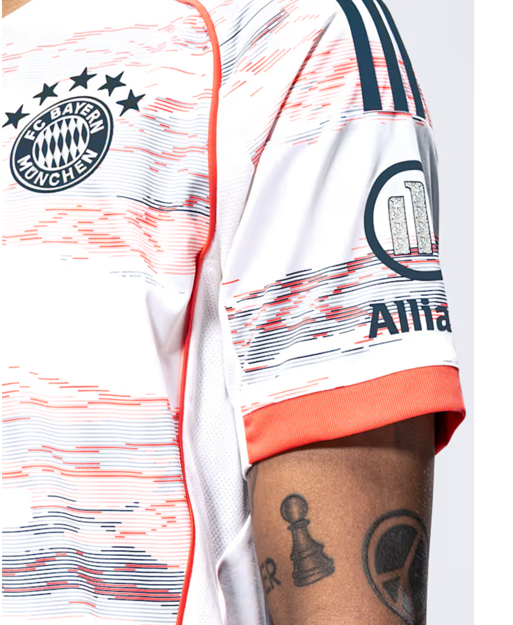Bayern Munich Away  MULLER Jersey 2025/26