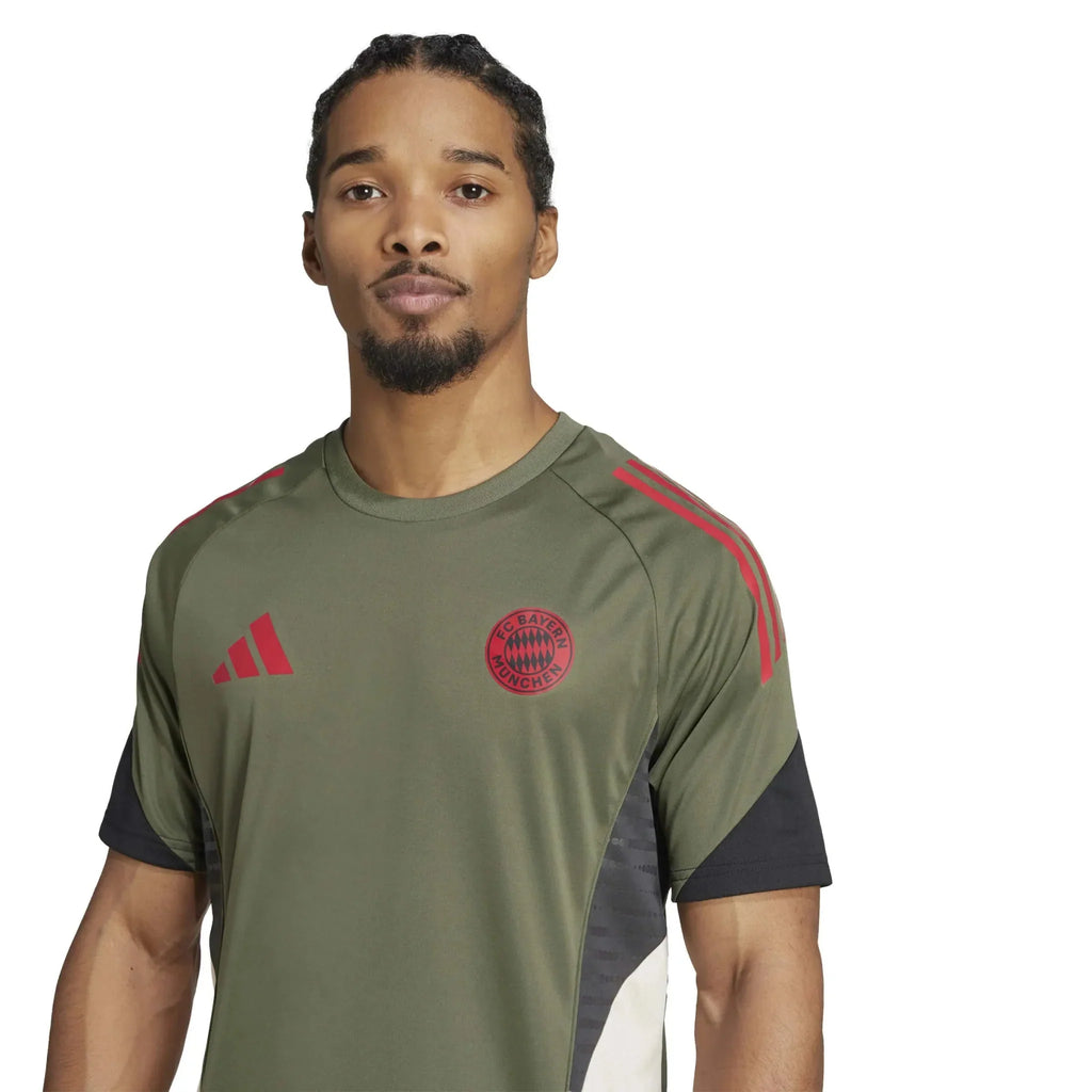 Bayern Munich 2025-26 Men's EU Training Soccer Jersey
