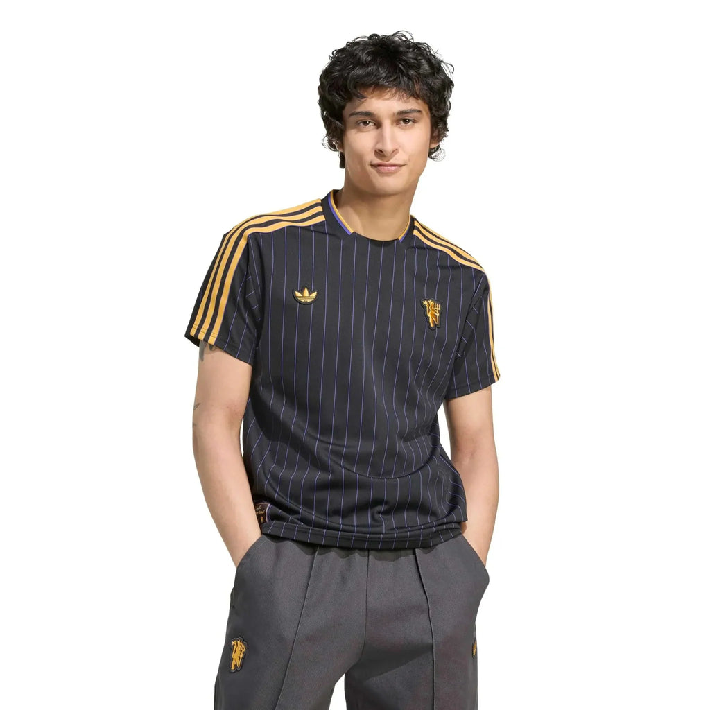 Manchester United 2025-26 Men's Icon Soccer Jersey