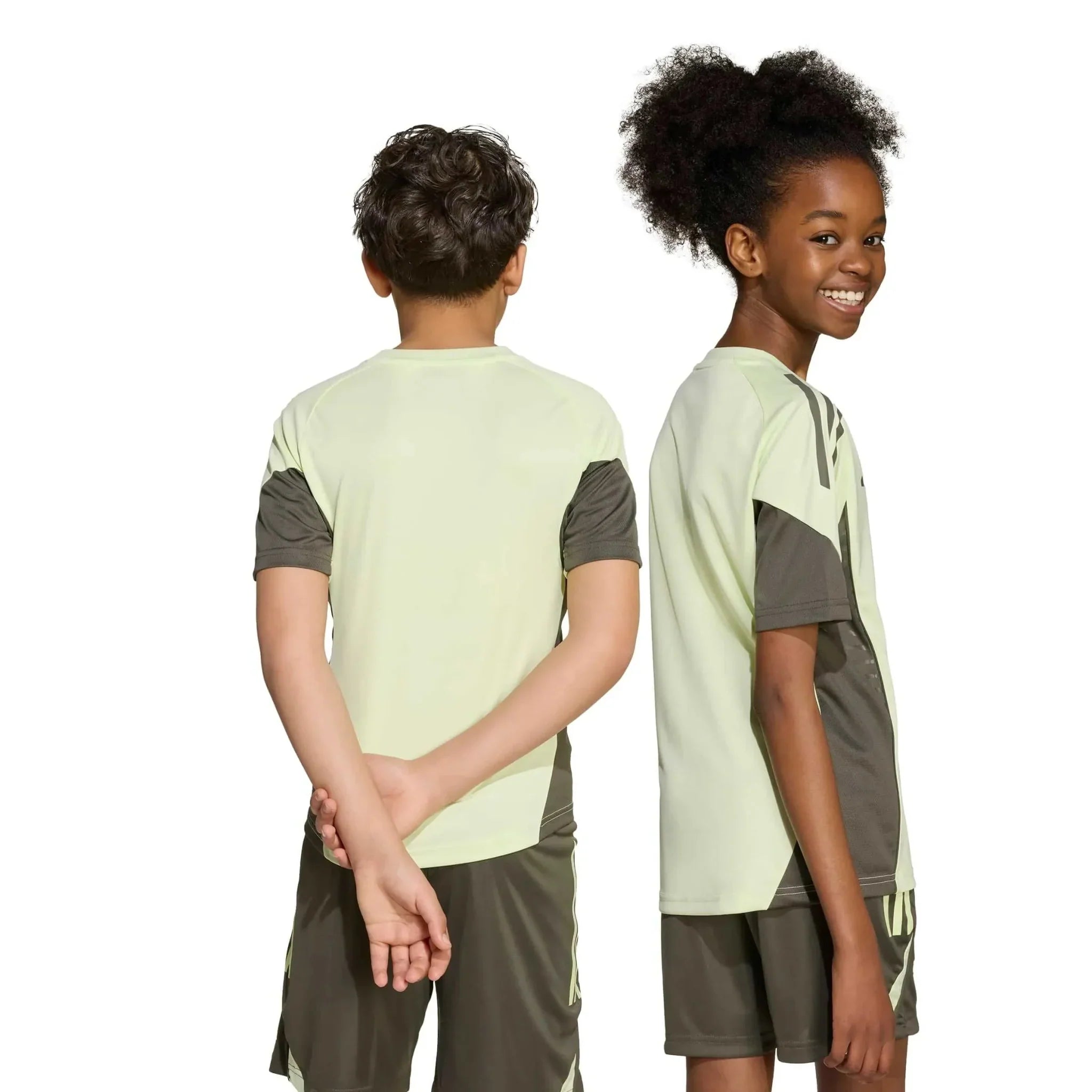 Maillot de football d'entraînement pour jeunes du Real Madrid 2025-26