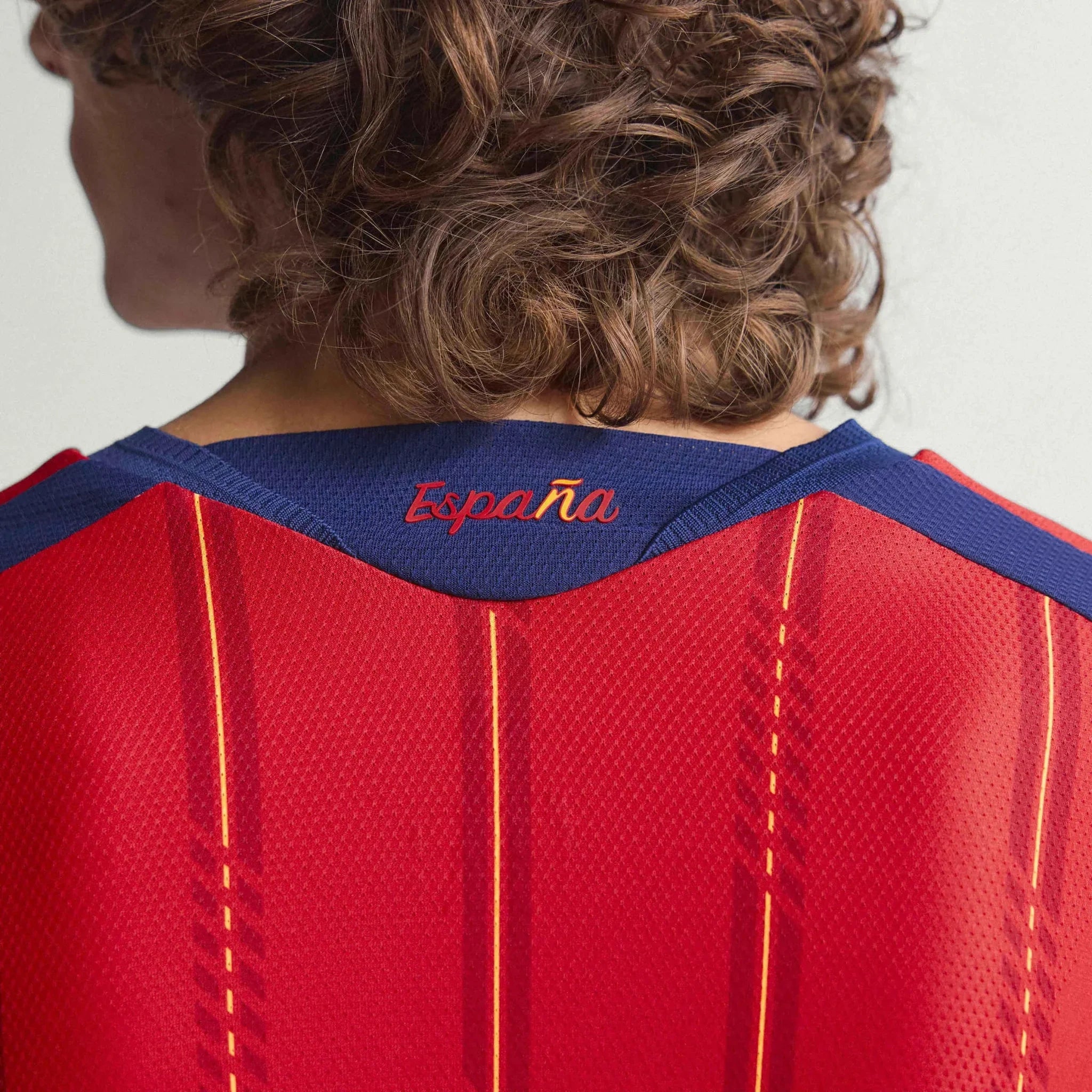 Spain 2026 Men's Home Long-Sleeve Soccer Jersey