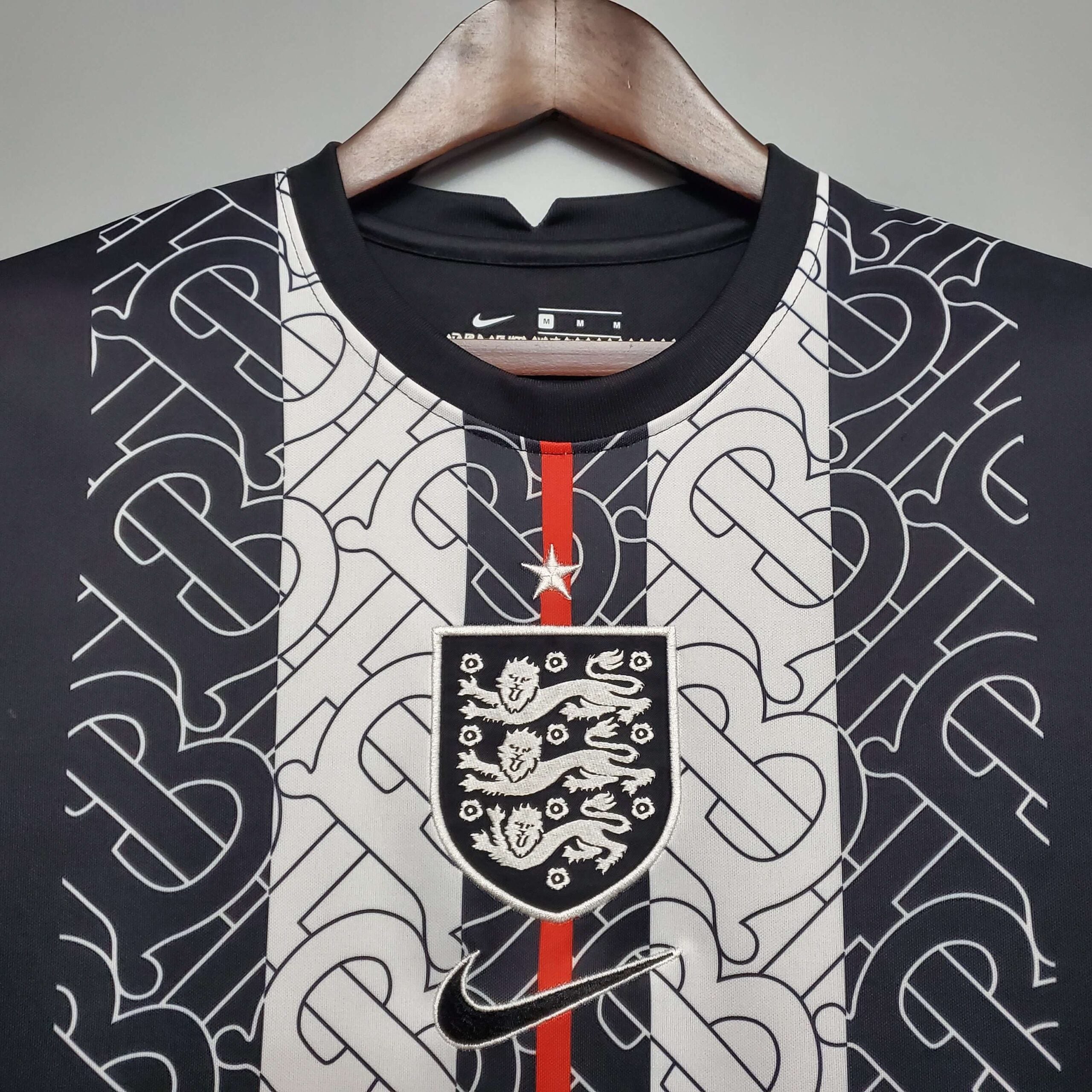 MAILLOT CONCEPT ANGLETERRE X BURBERRY