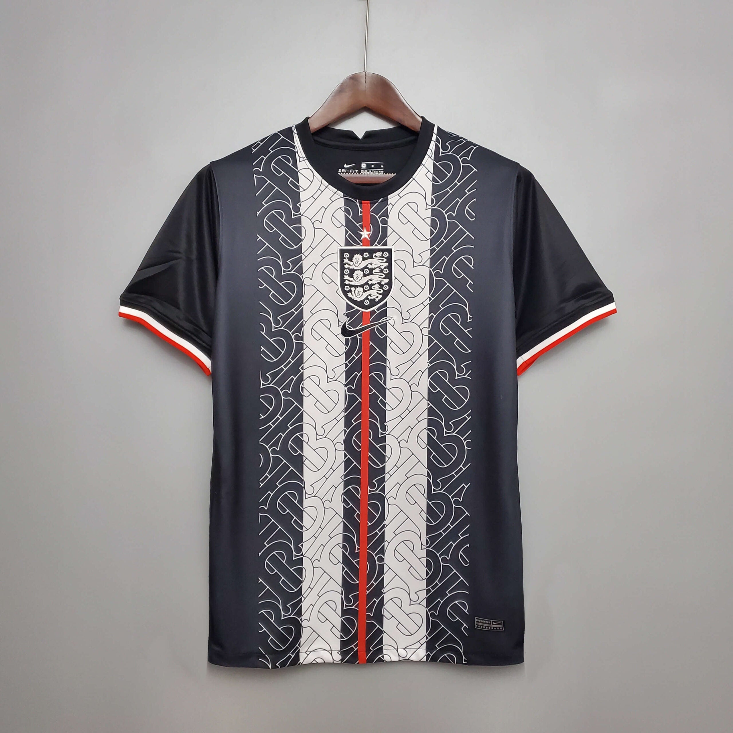 MAILLOT CONCEPT ANGLETERRE X BURBERRY