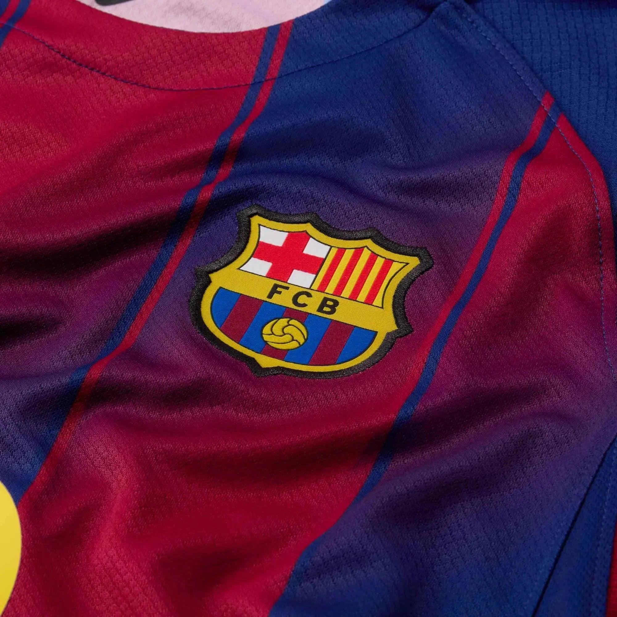 Maillot de foot domicile Barcelone 2025-26 pour jeune du stade