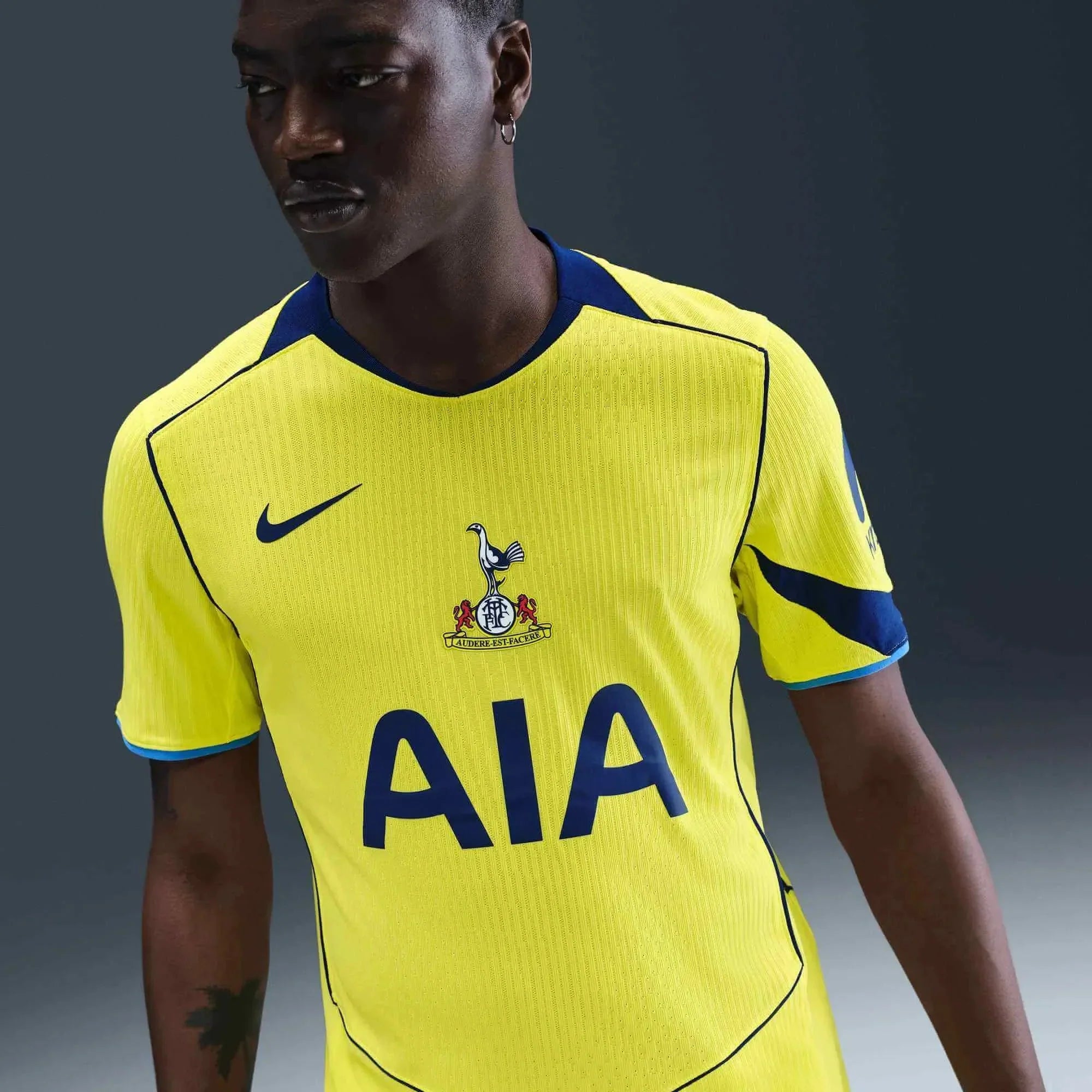 Tottenham 25-26 Men's Third Soccer Jersey